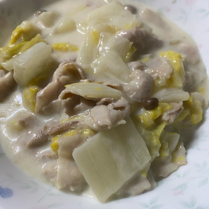 白菜と豚バラのミルク煮